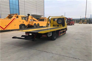 贡井非事故拖车